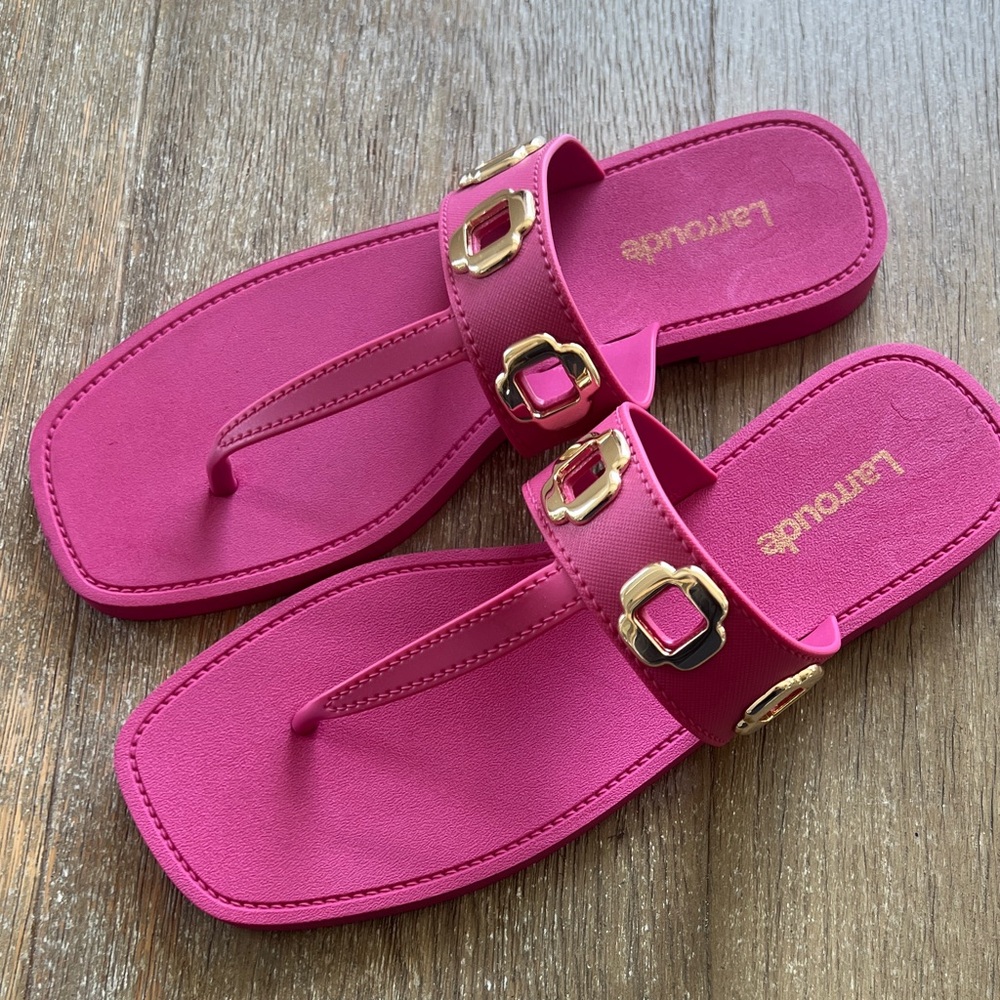 NEW Larroude Pink Sandals with Gold Buckles size 8.5